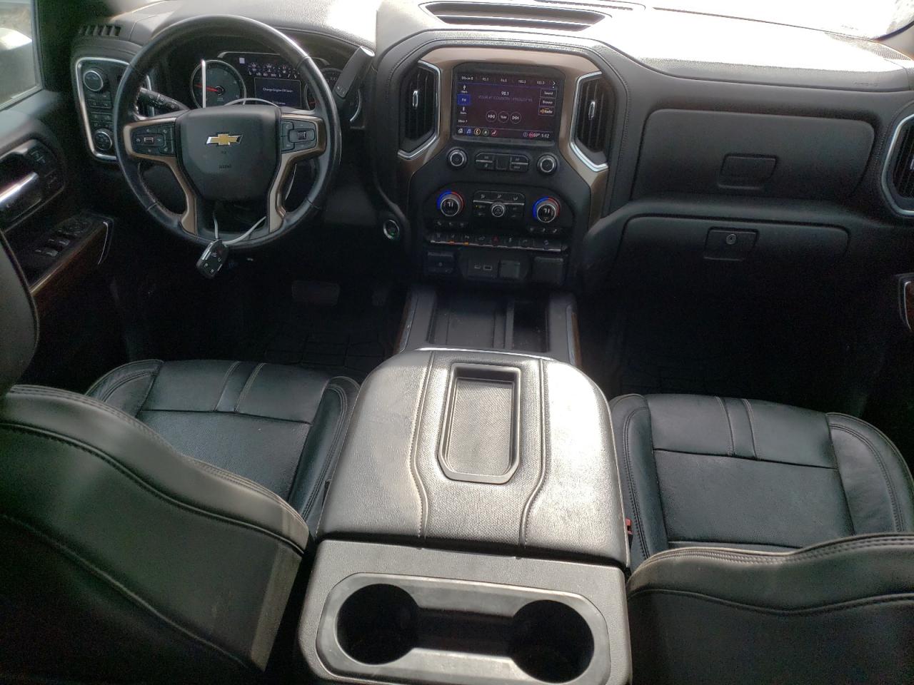 2022 Chevrolet All models VIN 1GC4YREYXNF366372 photo 8