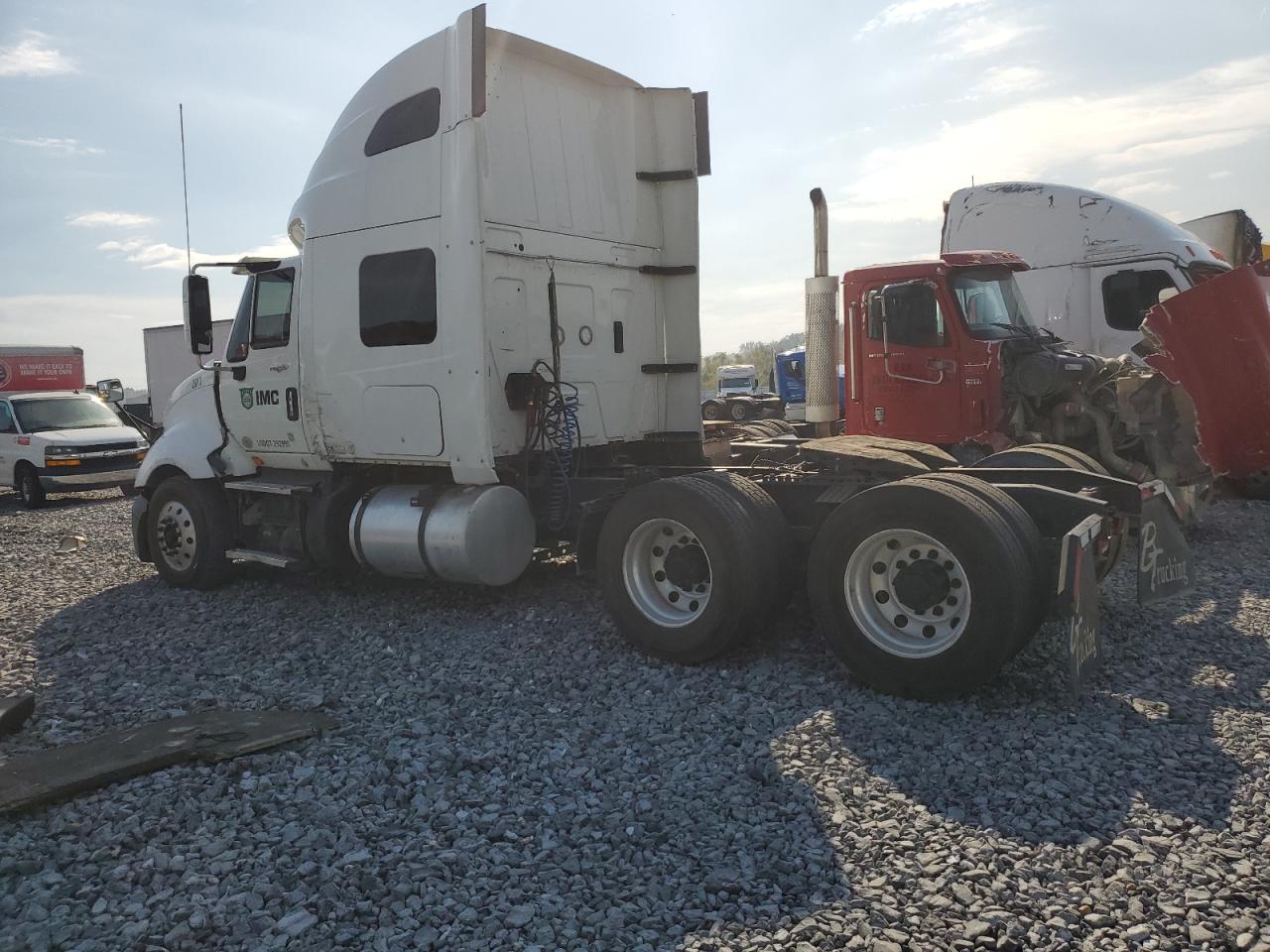2016 International Prostar VIN 3HSDJAPR8GN461500 photo 3