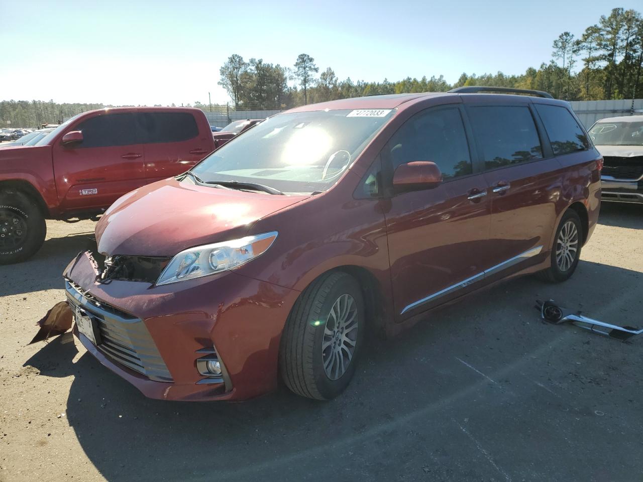 2020 TOYOTA Sienna xle VIN 5TDYZ3DC9LS035975 photo 1