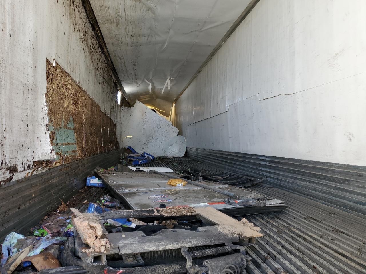 2017 Utility Reefer VIN 1UYVS2538HU931317 photo 6