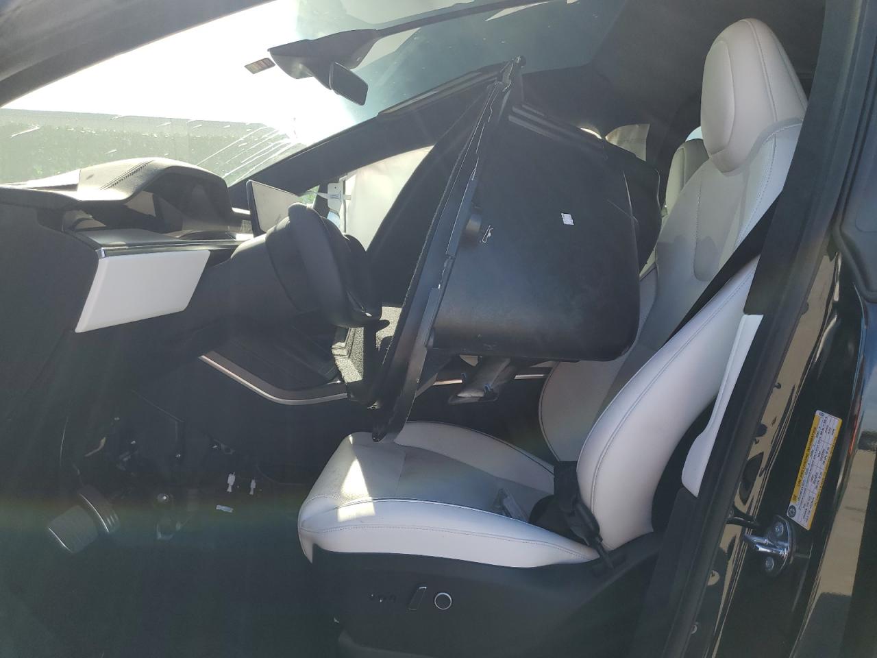 2022 TESLA Model x VIN 7SAXCBE6XNF353324 photo 7