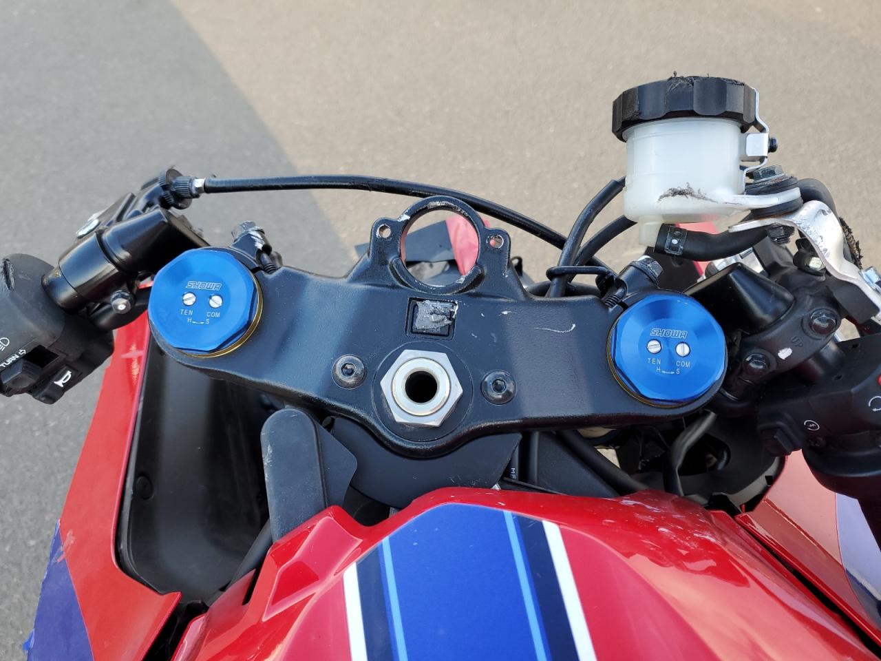2023 HONDA Cbr cycle VIN JH2PC40J4PK900055 photo 8