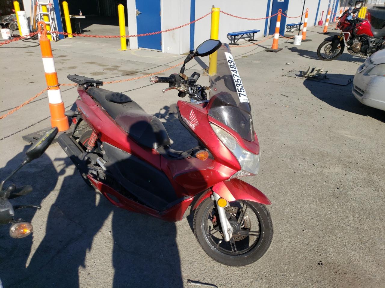 2013 HONDA Pcx VIN MLHKF1210D5005238 photo 1