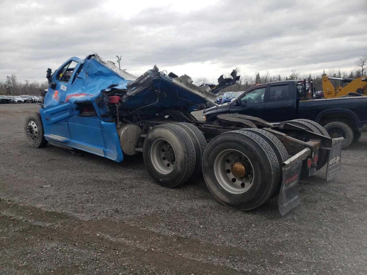 2017 FREIGHTLINER All other VIN 1FUJGLDR7HLHL8099 photo 3