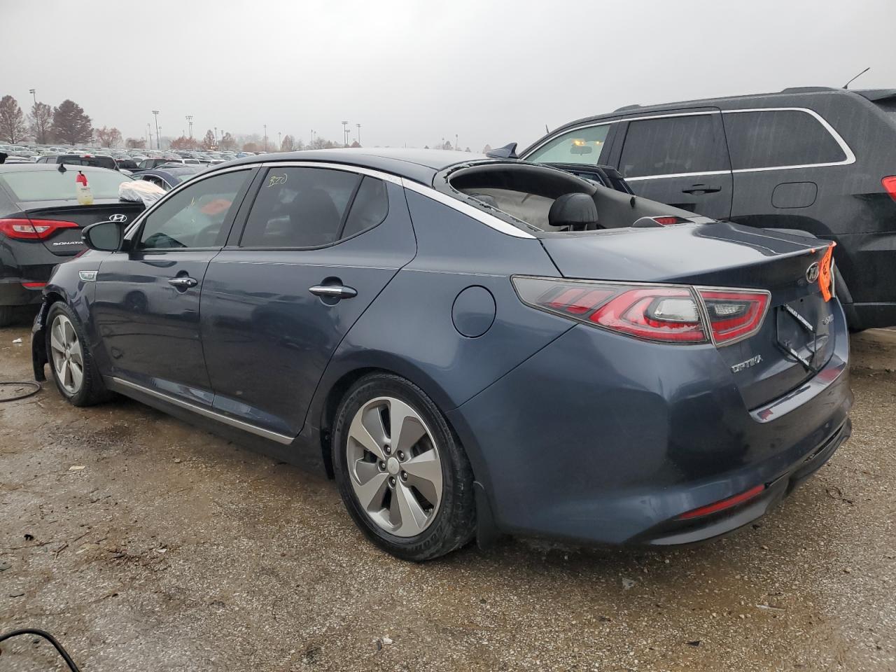 2014 Kia Optima VIN KNAGN4AD9E5074310 photo 2