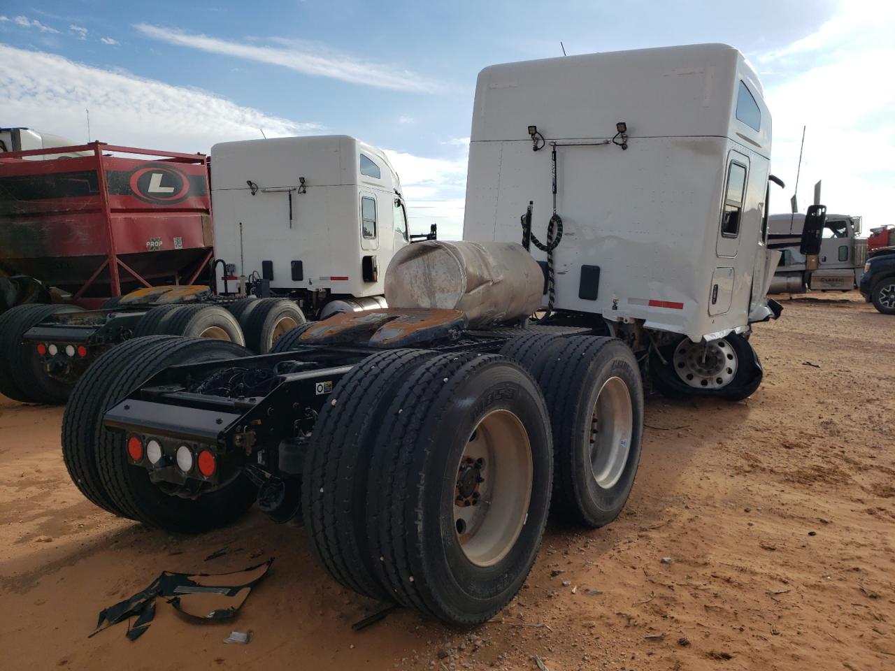 2019 KENWORTH All other VIN 1XKZDP9X3KJ280938 photo 4