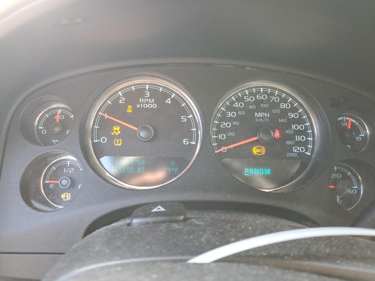 2014 Chevrolet Suburban VIN 1GNSCJE01ER139059 photo 9