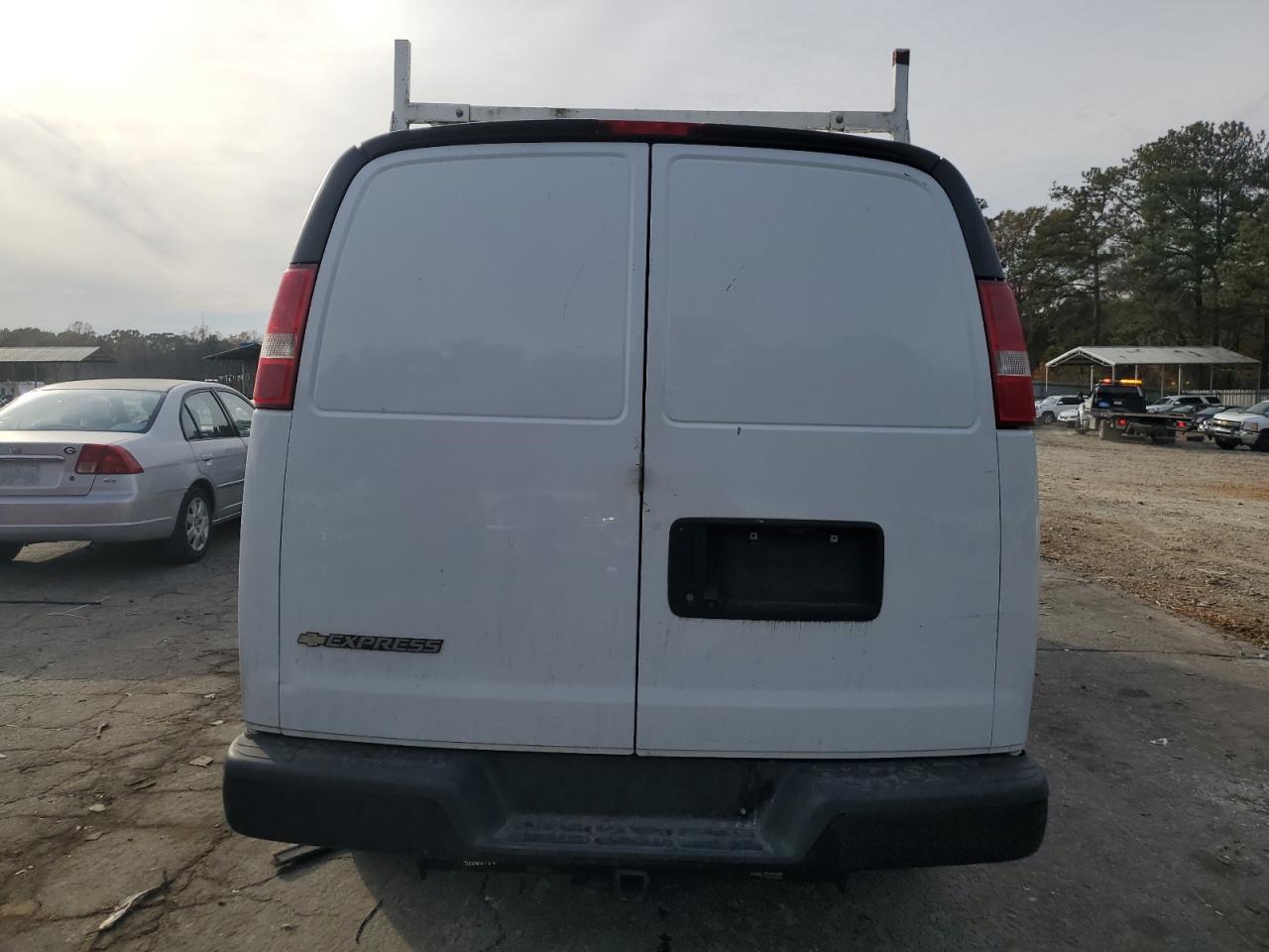 2017 CHEVROLET Express 2500 VIN 1GCWGBFF2H1234997 photo 6