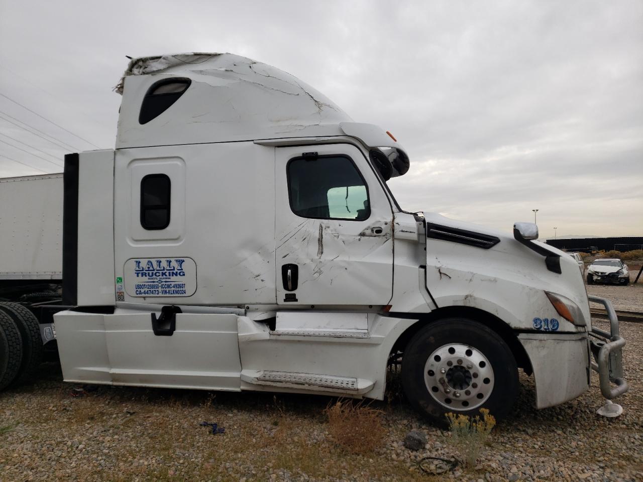 2019 FREIGHTLINER CASCADIA 126 VIN 1FUJHHDR4KLKN0324 photo 9