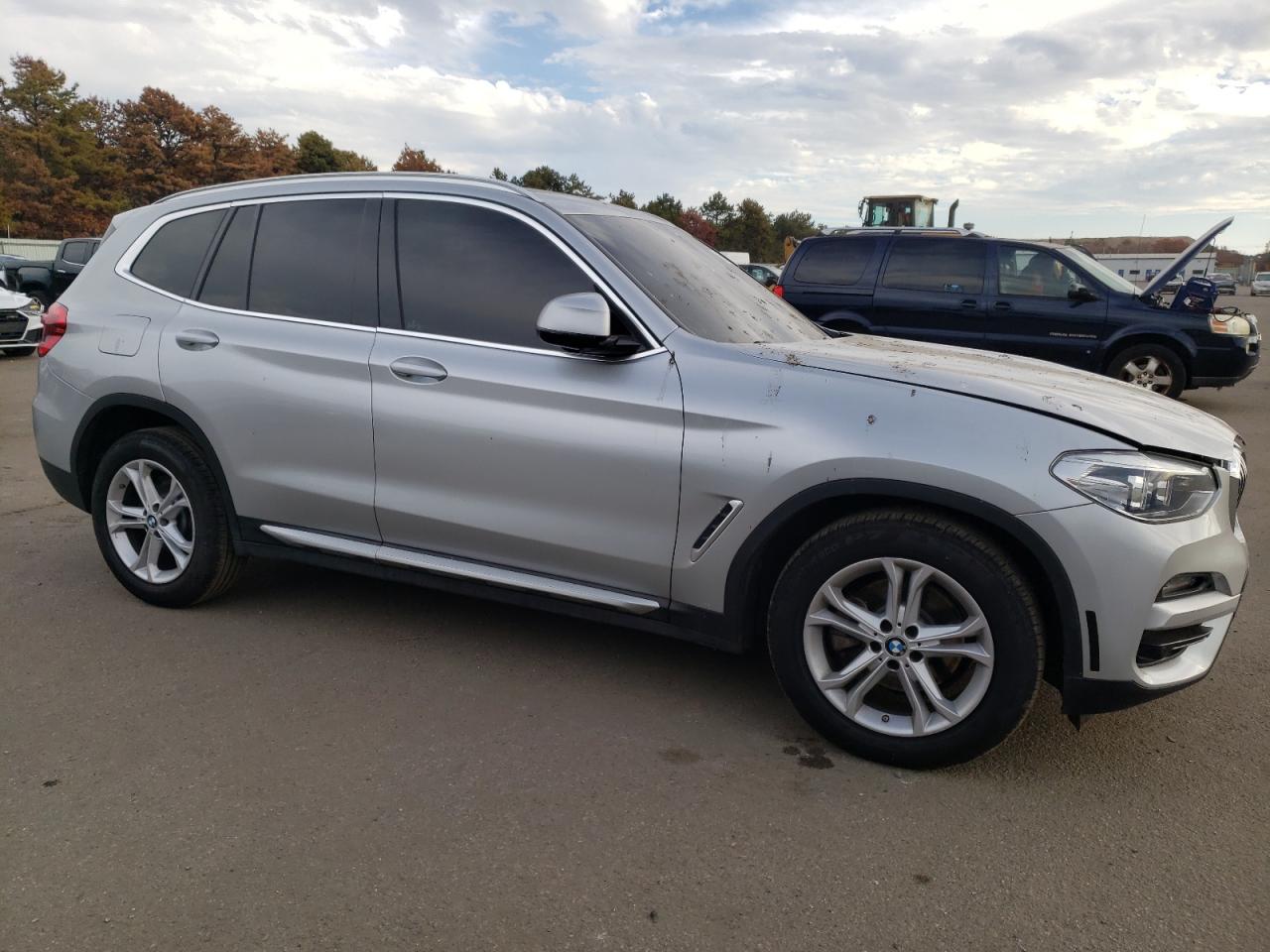2021 BMW X3 VIN 5UXTY5C0XM9H30211 photo 4