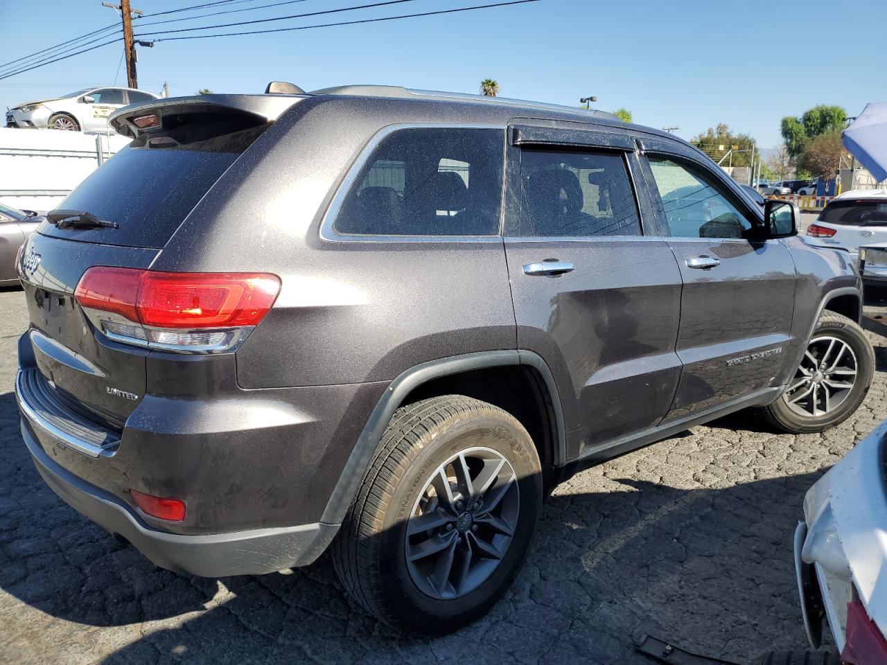 2017 Jeep Grand cher VIN 1C4RJFBG9HC760374 photo 3