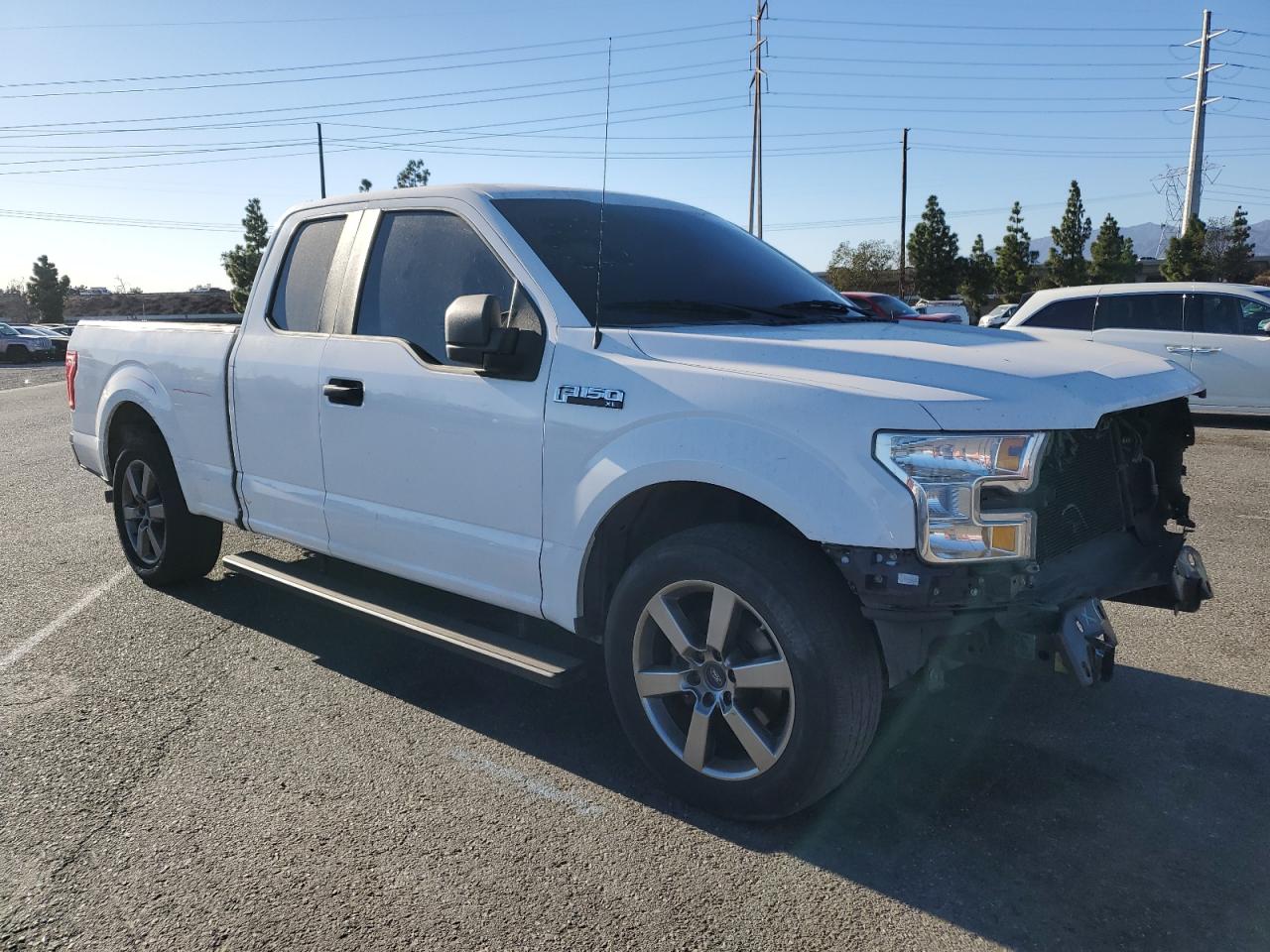 2015 Ford F-150 VIN 1FTEX1C8XFKF05825 photo 4