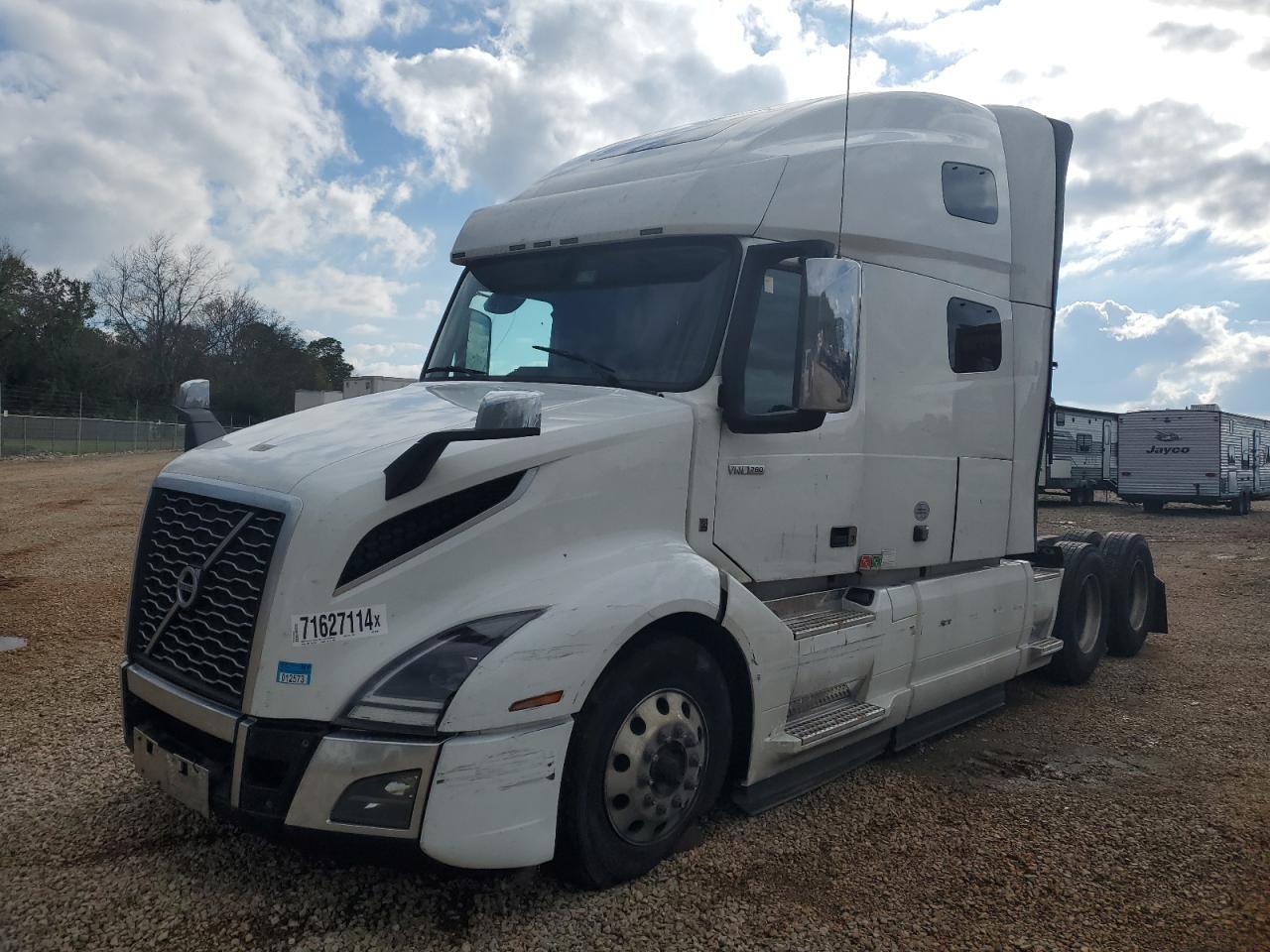 2022 Volvo Vn VIN 4V4NC9EHXNN287863 photo 2