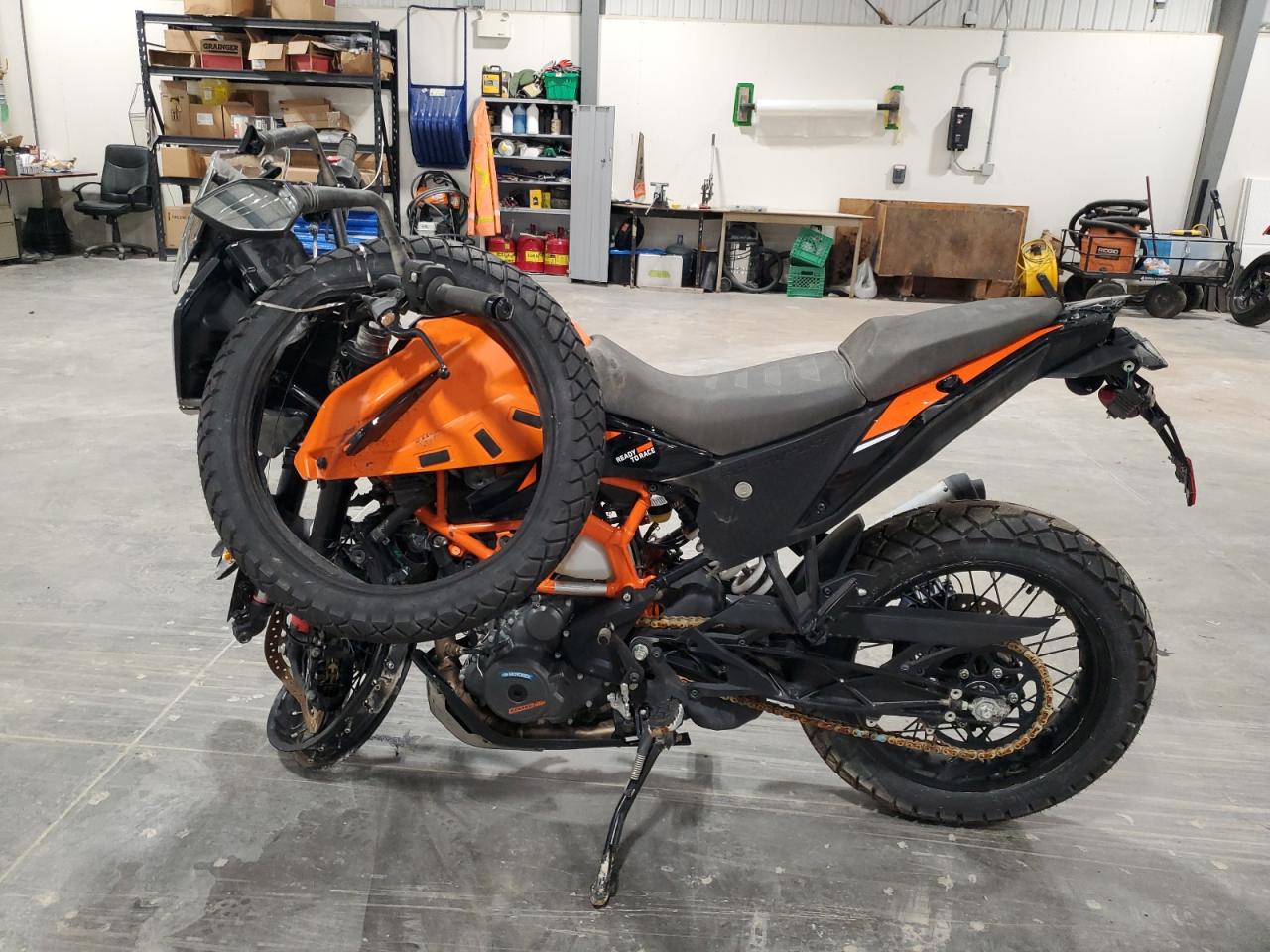2023 KTM 390 VIN MD2JGJ402PC261715 photo 3