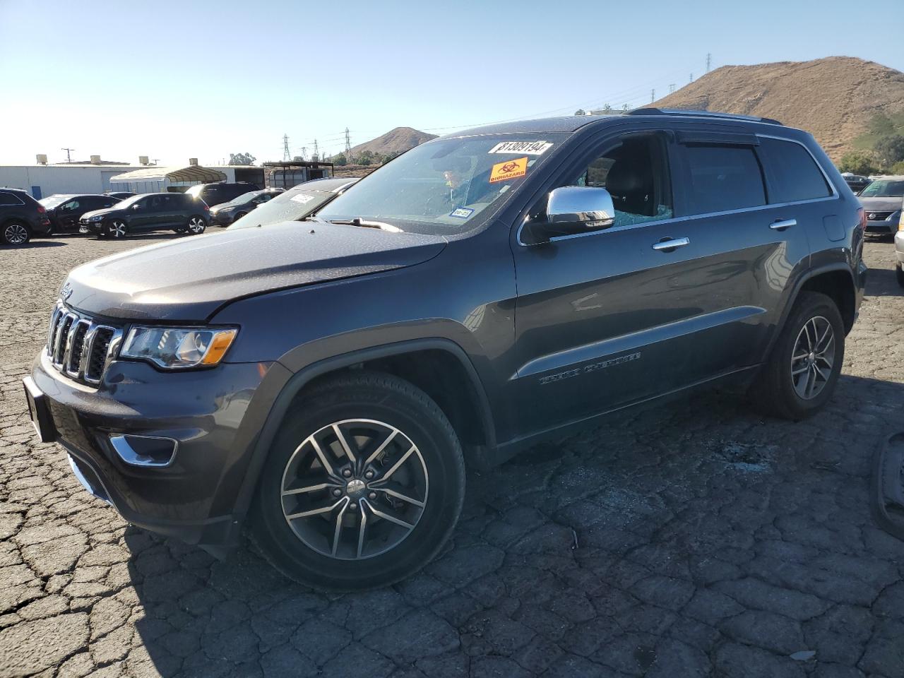 2017 Jeep Grand cher VIN 1C4RJFBG9HC760374 photo 1