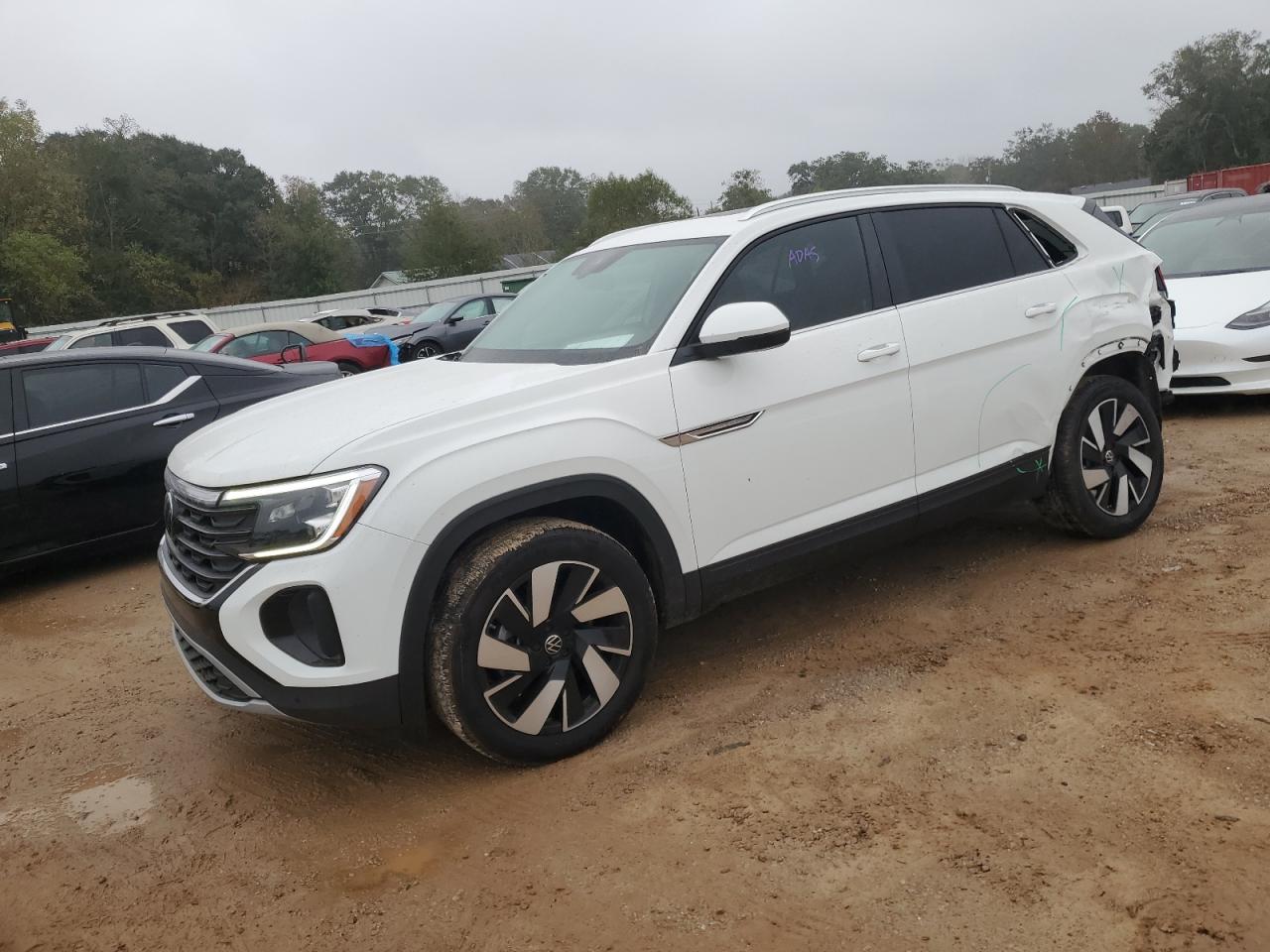 2024 Volkswagen Atlas VIN 1V2KE2CA4RC238972 photo 1