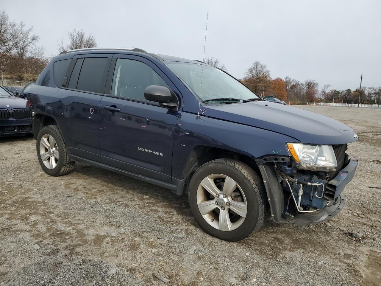 2012 JEEP Compass sp VIN 1C4NJDBB2CD633573 photo 4