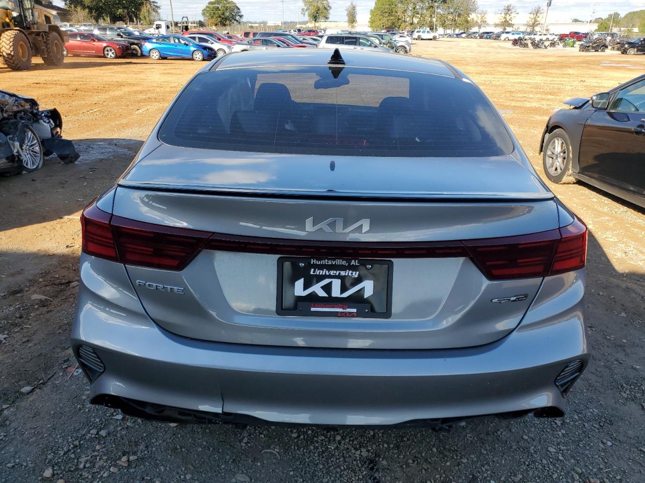 2024 Kia Forte VIN 3KPF54AD5RE814461 photo 6