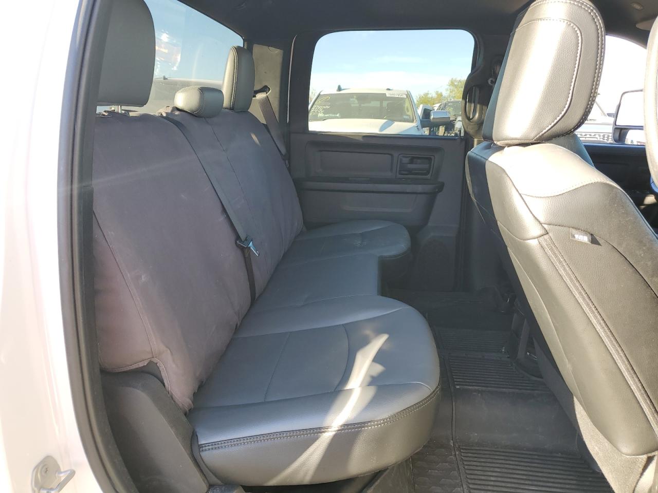 2023 Ram 2500 VIN 3C6UR5CJ8PG606491 photo 11