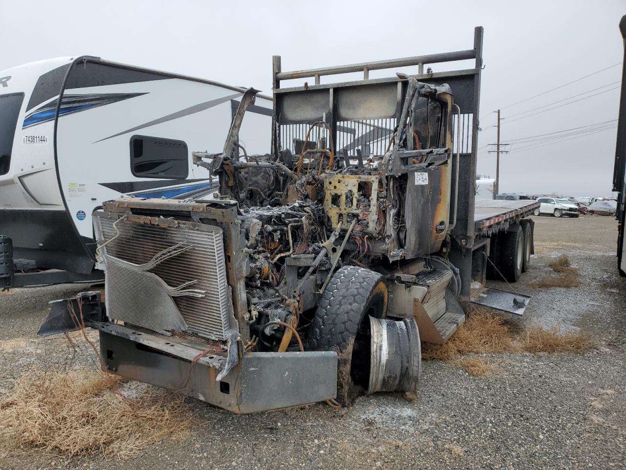 2017 KENWORTH Constructi VIN 1NKZLP0X5HJ160092 photo 2