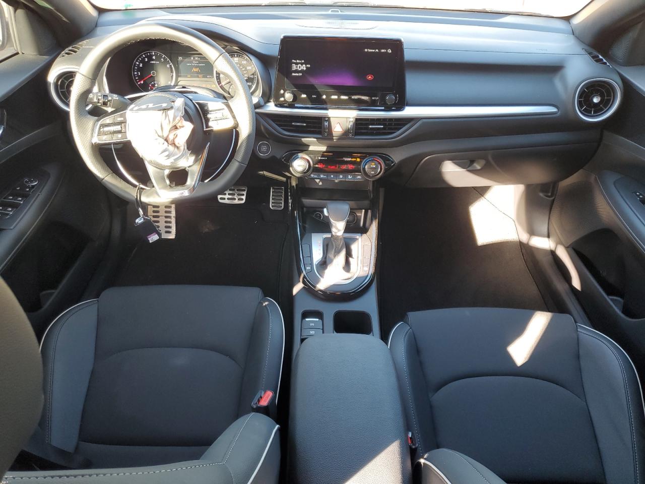 2024 Kia Forte VIN 3KPF54AD5RE814461 photo 8