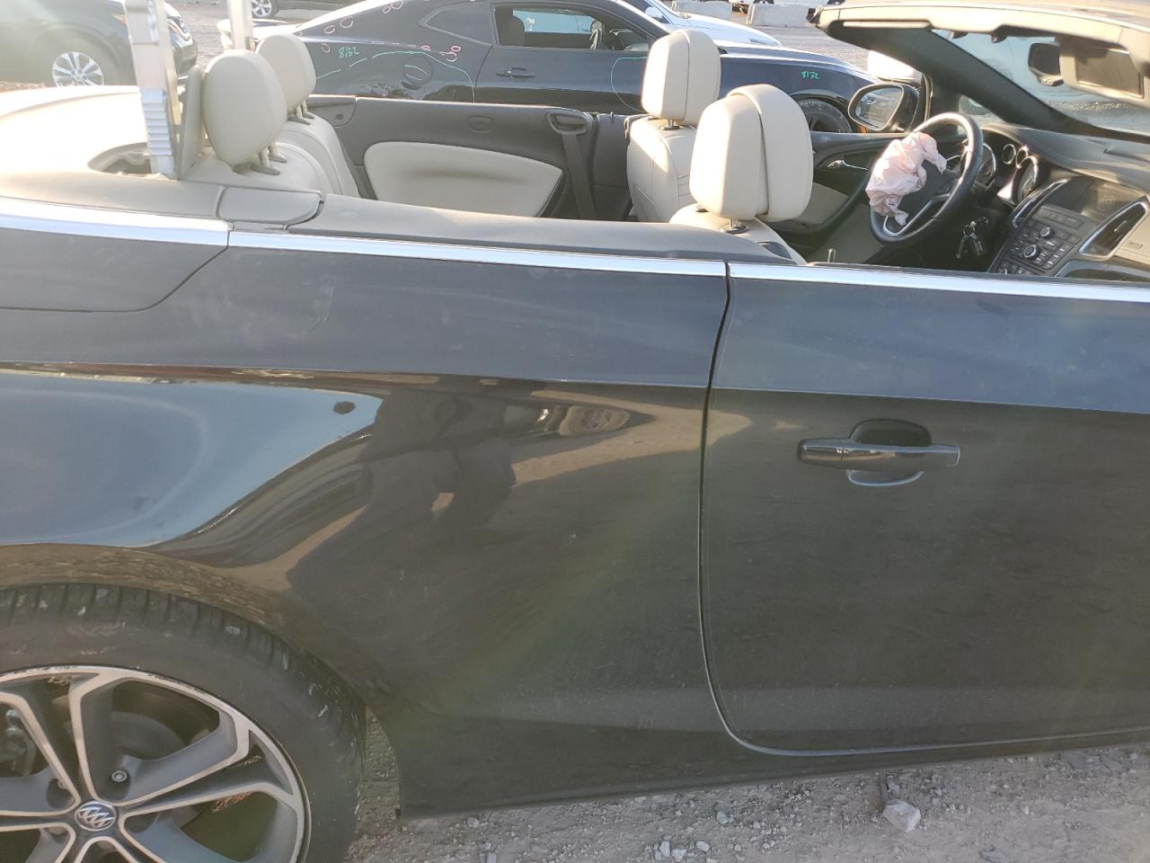 2016 Buick Cascada VIN W04WT3N56GG103300 photo 10