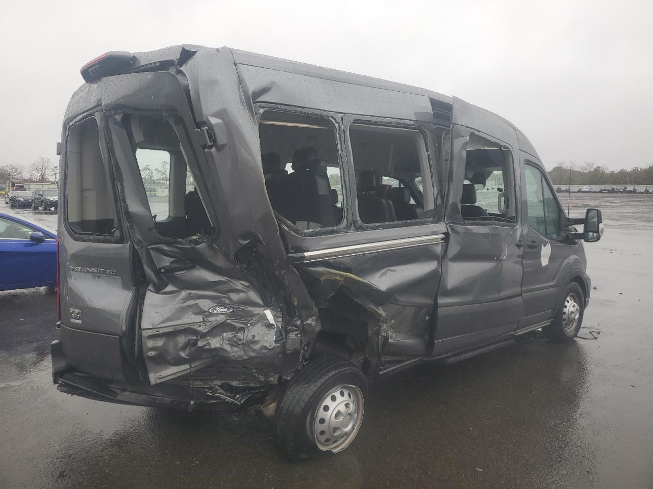 2022 Ford All models VIN 1FBAX9CG3NKA17033 photo 3