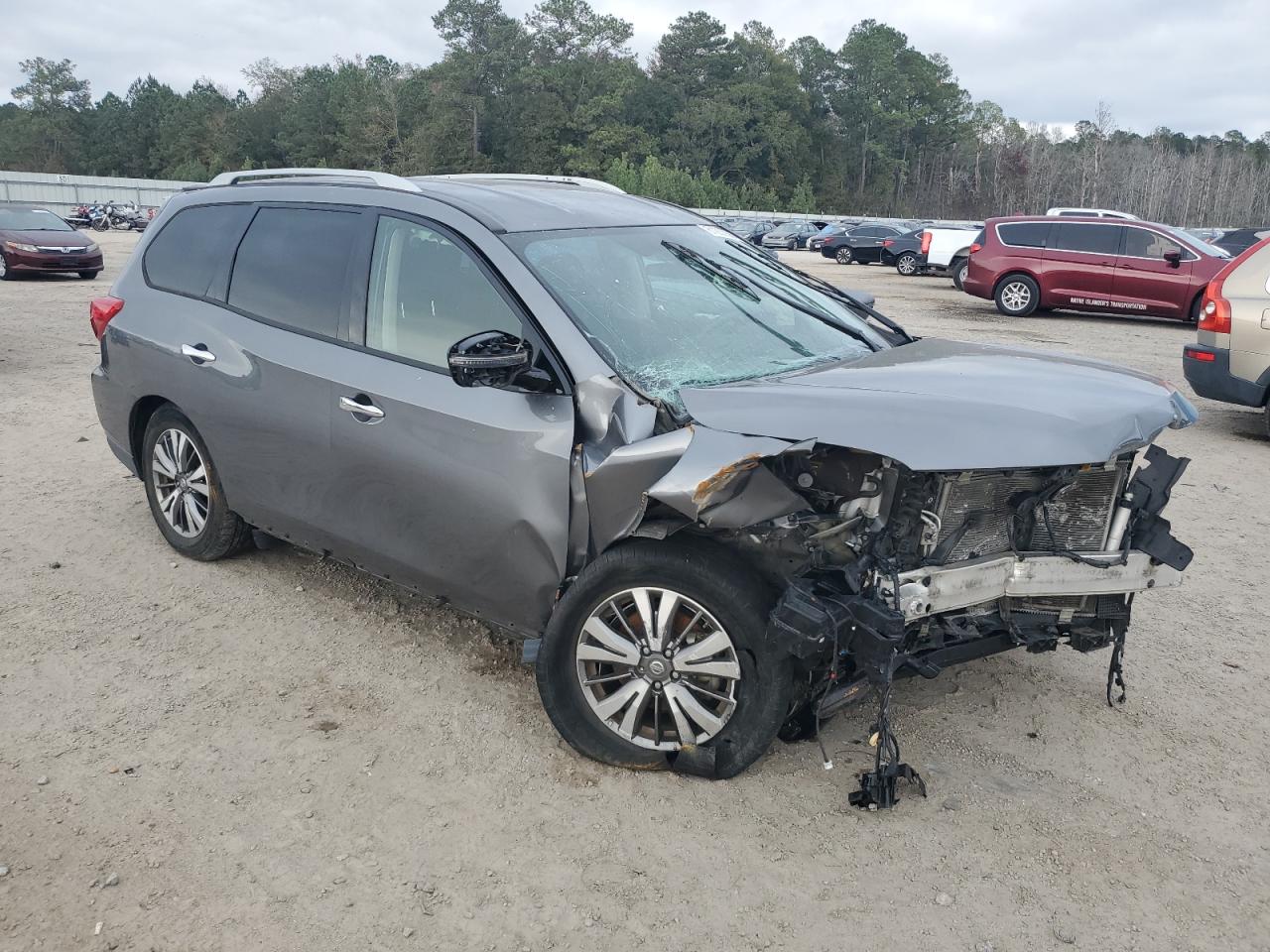 2018 Nissan Pathfinder VIN 5N1DR2MN3JC636786 photo 4