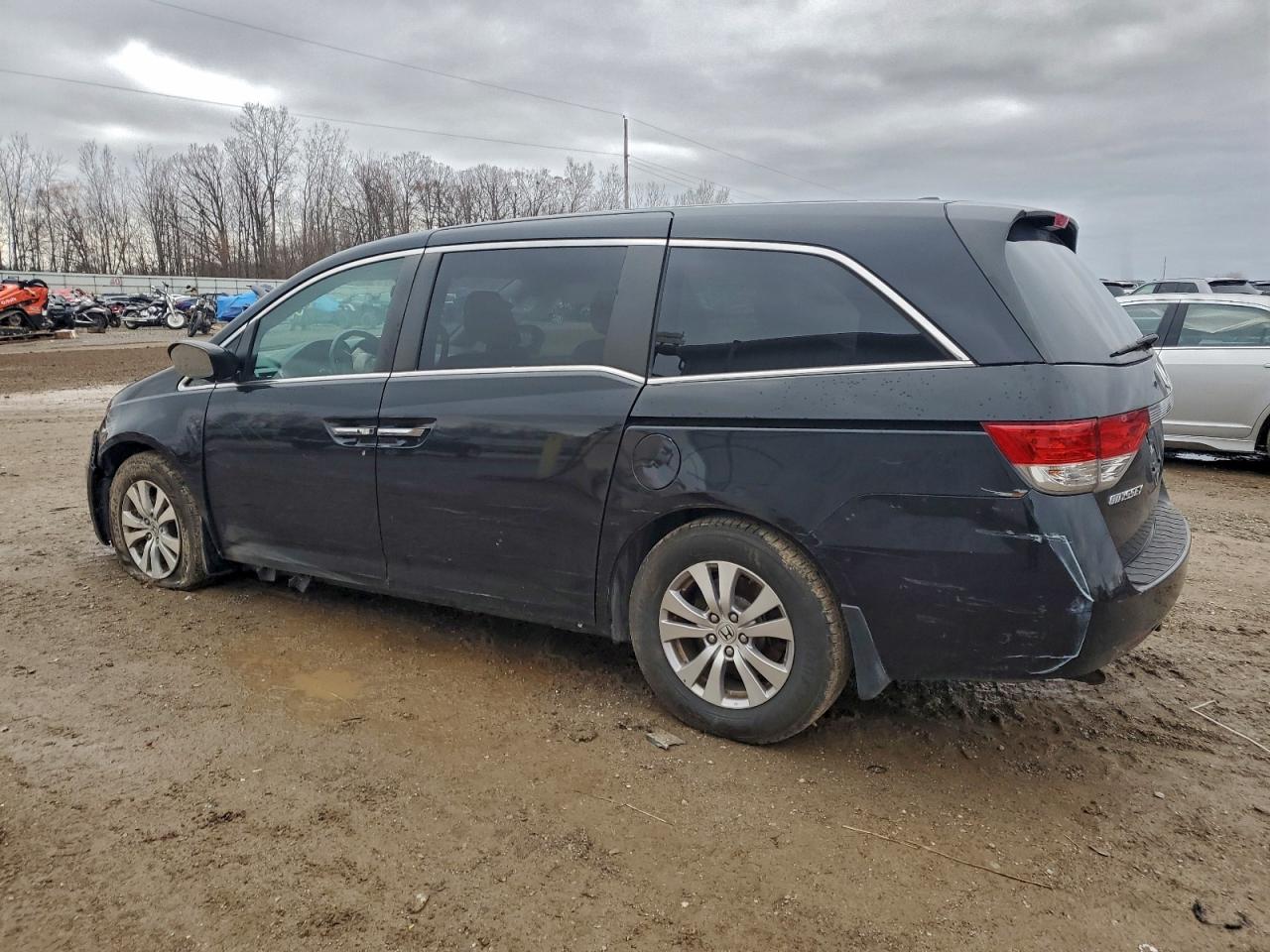 2014 HONDA All models VIN 5FNRL5H66EB102609 photo 2