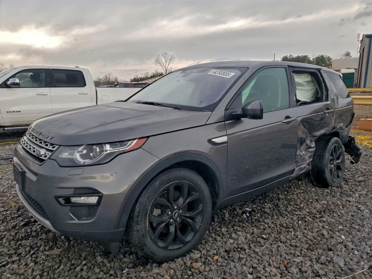 2018 LAND Discovery VIN SALCR2RX8JH758145 photo 1