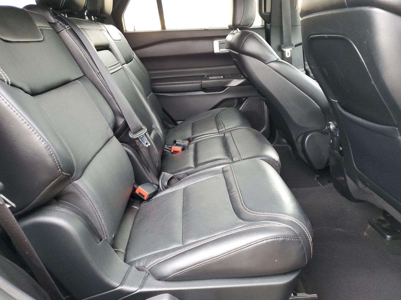 2020 Ford Explorer VIN 1FM5K8GC4LGB61604 photo 11