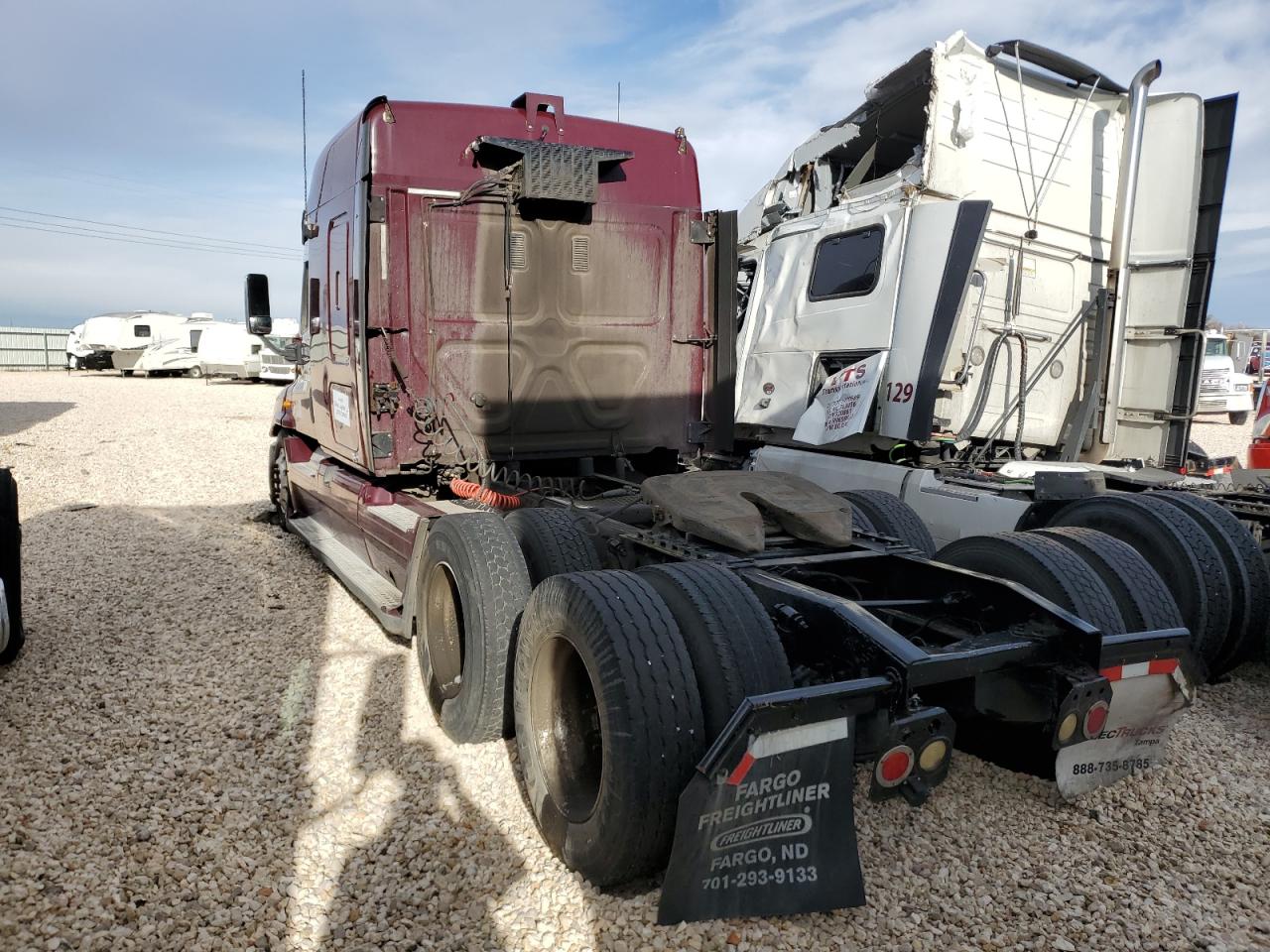 2013 FREIGHTLINER All models VIN 3AKJGLDV5DSBY1978 photo 3