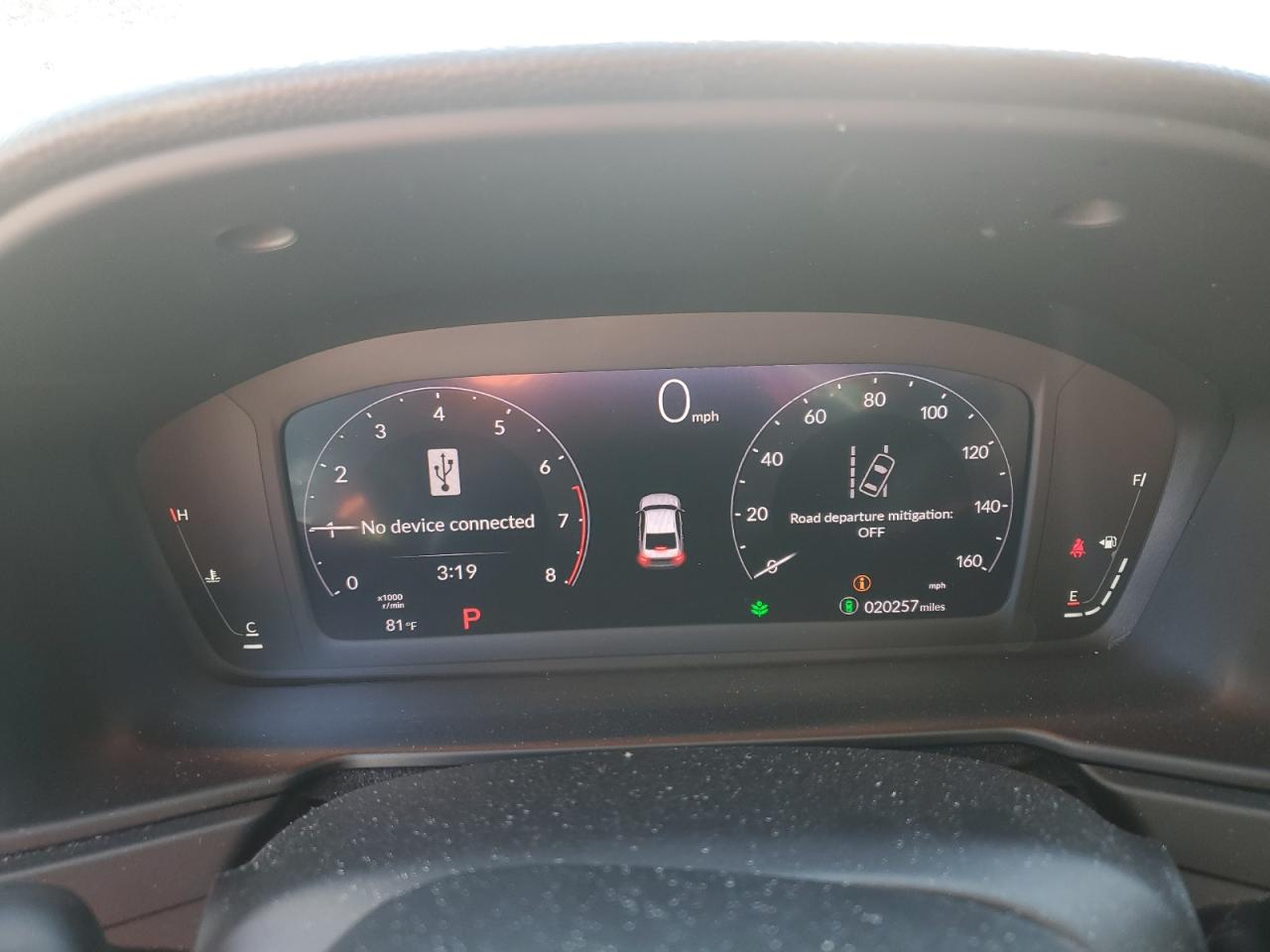 2024 Honda Accord VIN 1HGCY1F25RA085530 photo 9