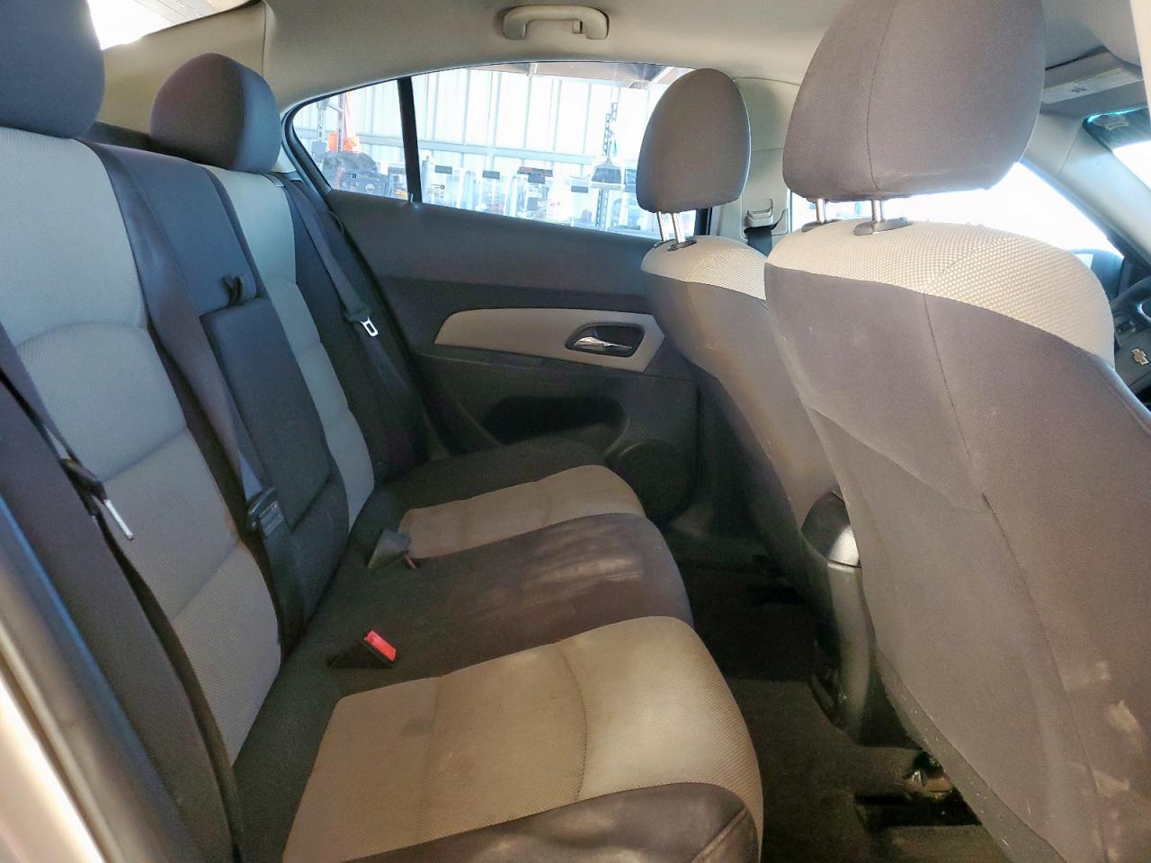 2013 Chevrolet Cruze VIN 1G1PA5SH2D7120142 photo 10