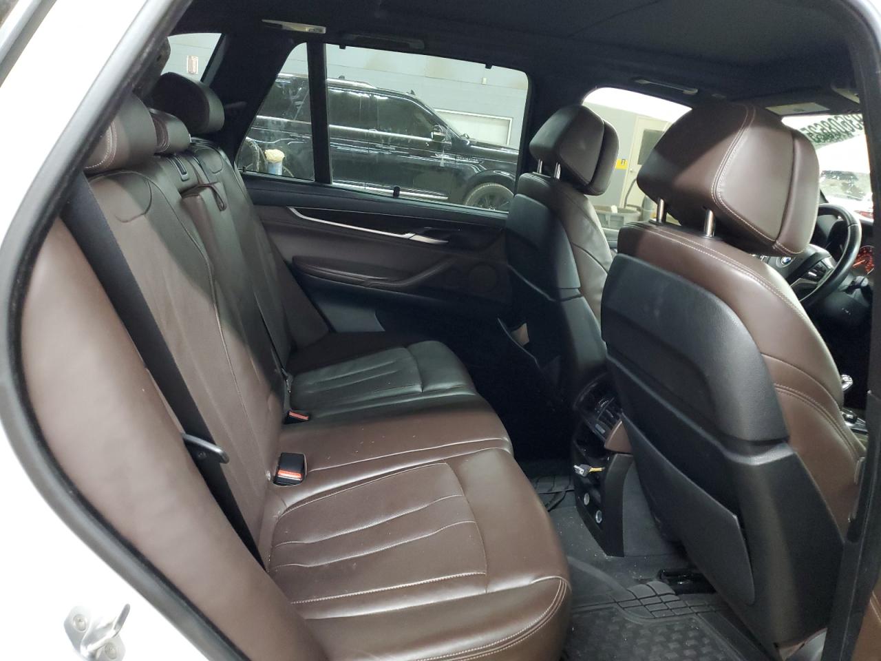 2017 BMW X5 VIN 5UXKR6C32H0J85055 photo 11