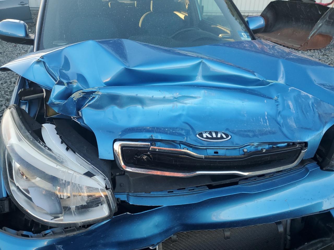 2015 Kia Soul VIN KNDJP3A58F7218960 photo 11