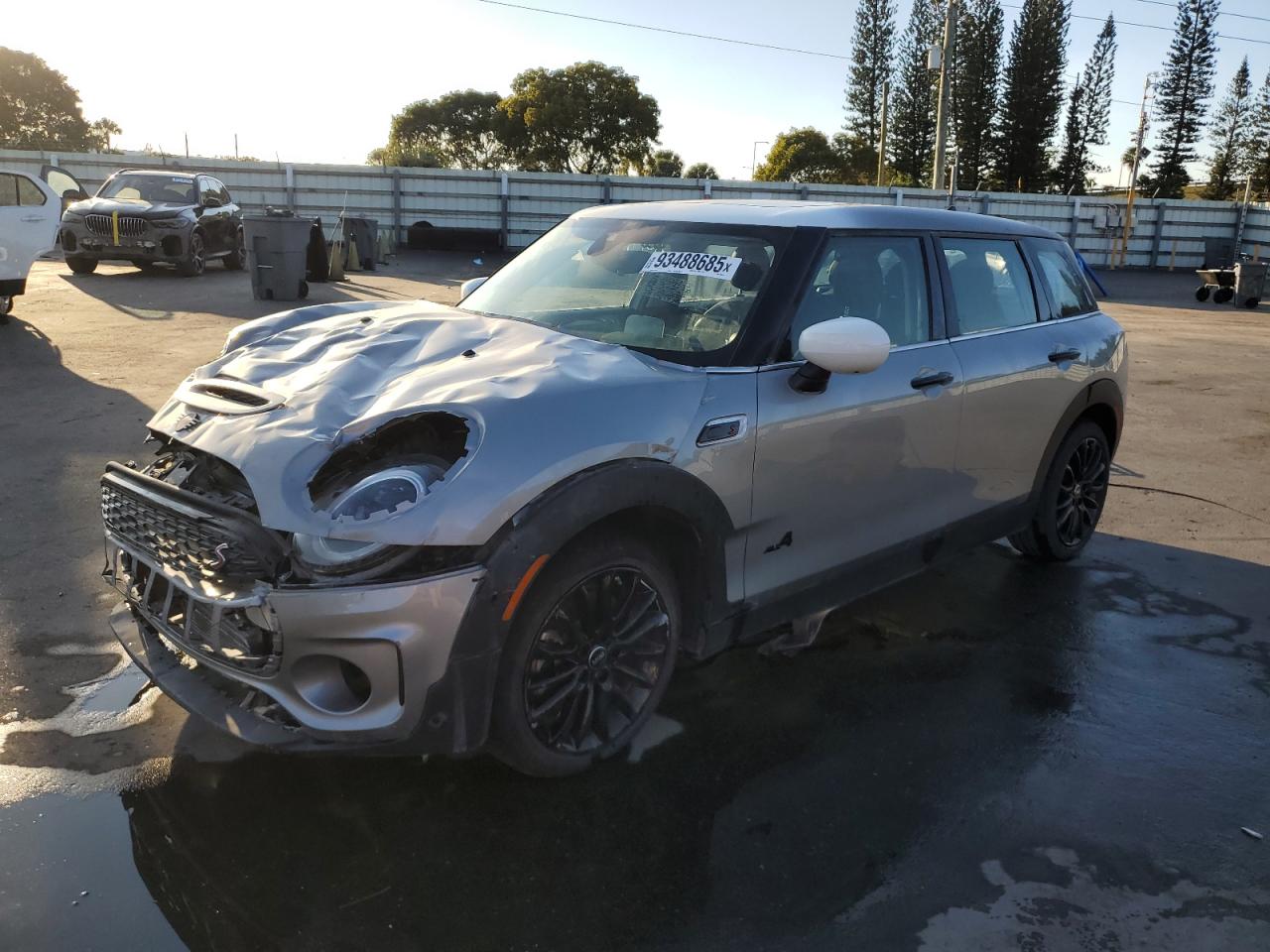 2023 Mini Cooper VIN WMWXJ1C04P2T84261 photo 1