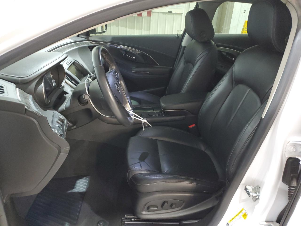 2015 Buick Lacrosse VIN 1G4GB5G34FF302625 photo 7