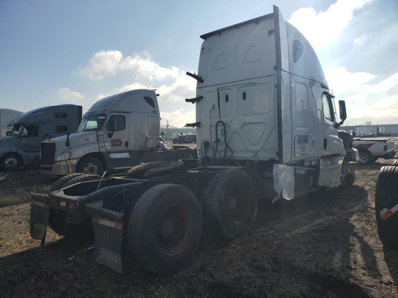 2022 FREIGHTLINER All other VIN 3AKJHHDR2NSNJ5430 photo 4