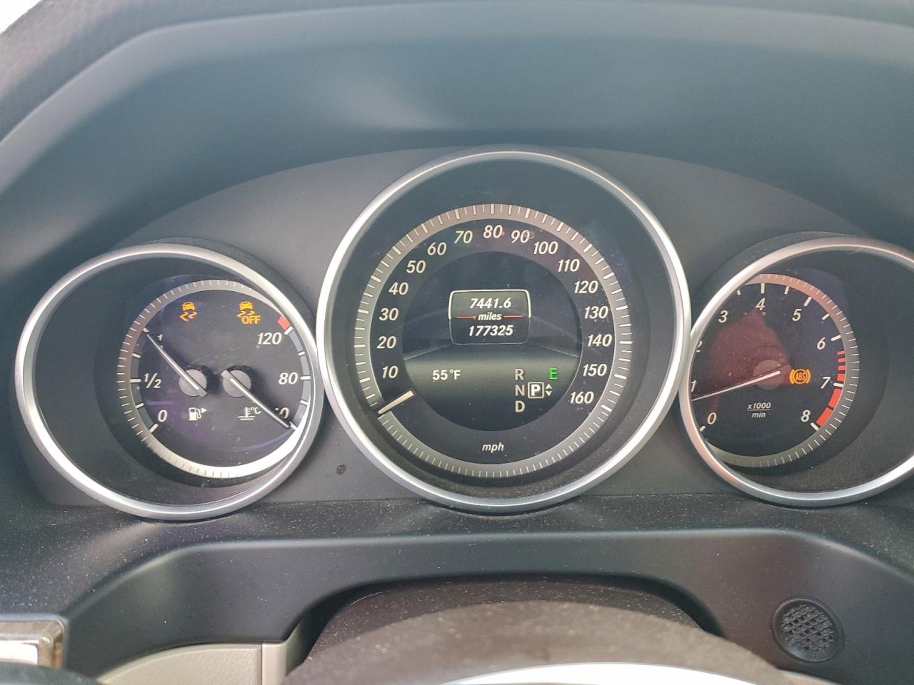 2016 Mercedes-Benz E-class VIN WDDHF8JB0GB267594 photo 9