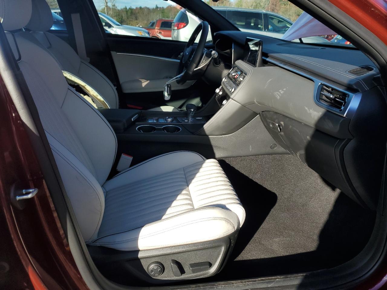 2025 Genesis G70 base VIN KMTG34SC5SU152504 photo 7