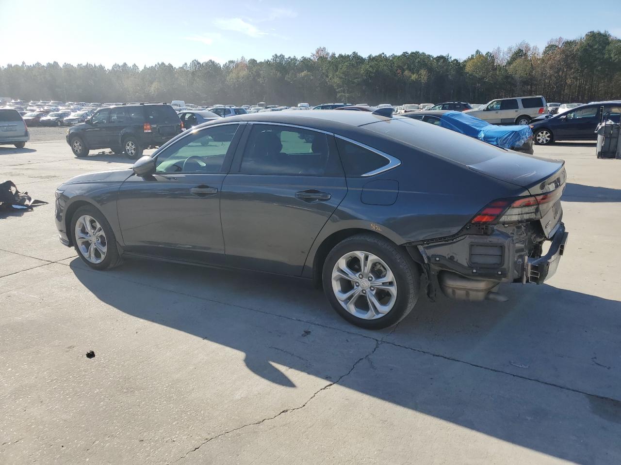 2024 Honda Accord VIN 1HGCY1F25RA085530 photo 2