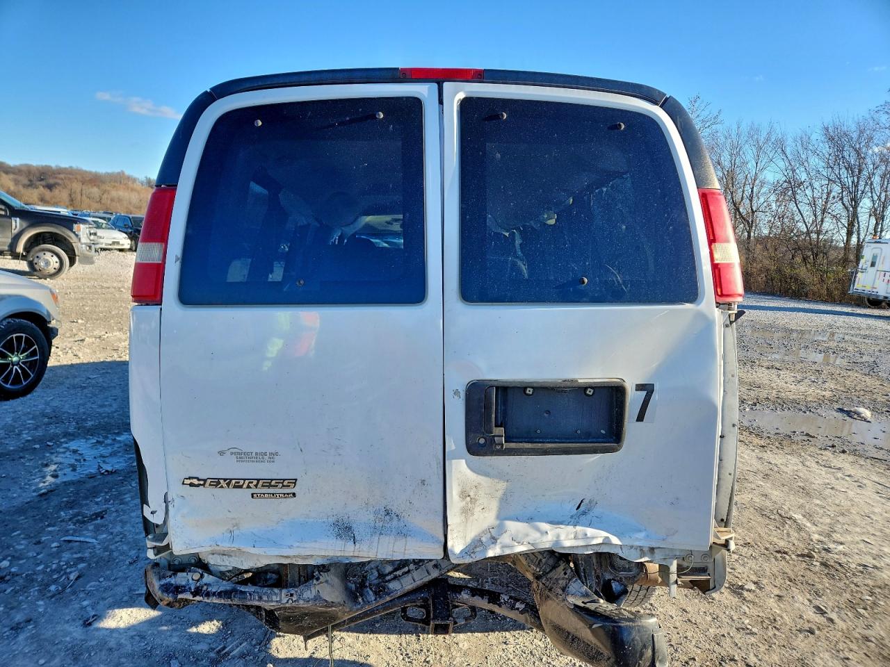 2015 Chevrolet Express VIN 1GNWGPFG1F1271601 photo 6