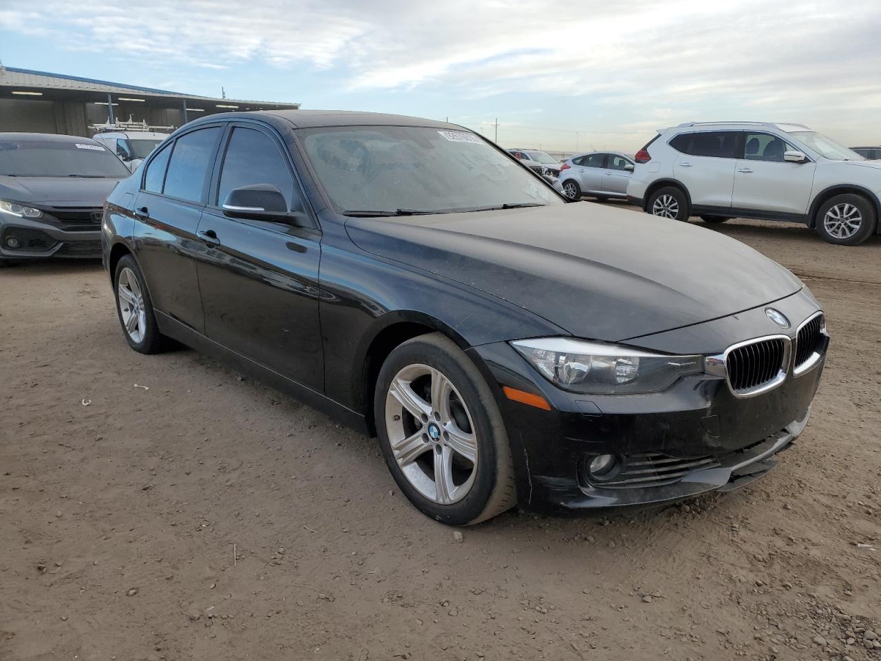 2013 BMW 3 series VIN WBA3B3C55DF536121 photo 4