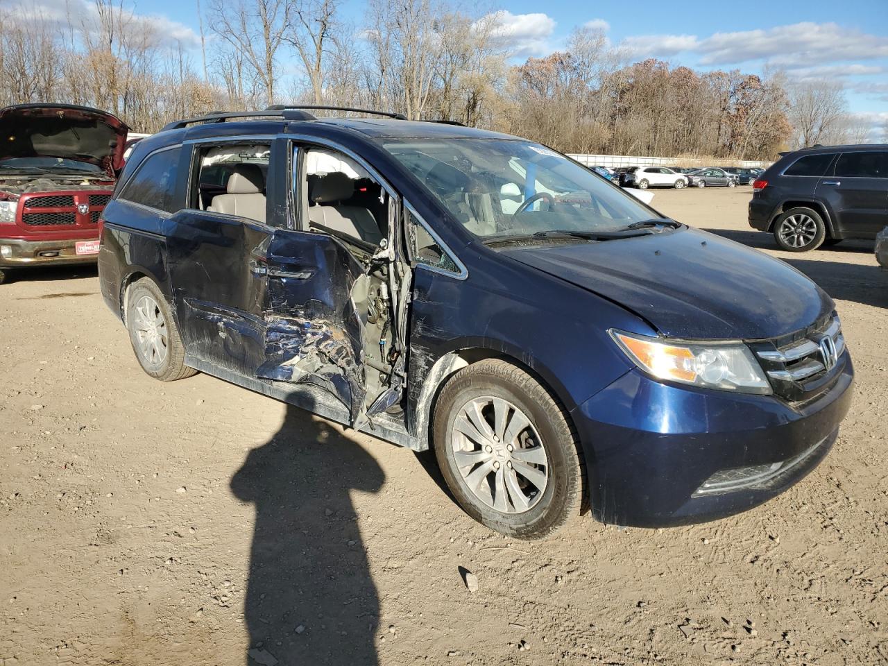 2014 Honda All models VIN 5FNRL5H63EB004962 photo 4