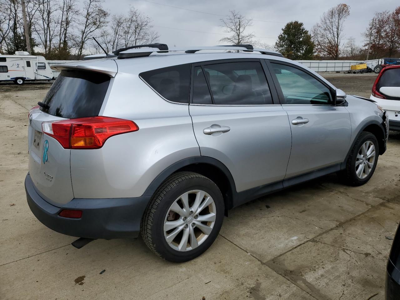 2014 Toyota Rav4 VIN 2T3DFREV3EW216470 photo 3