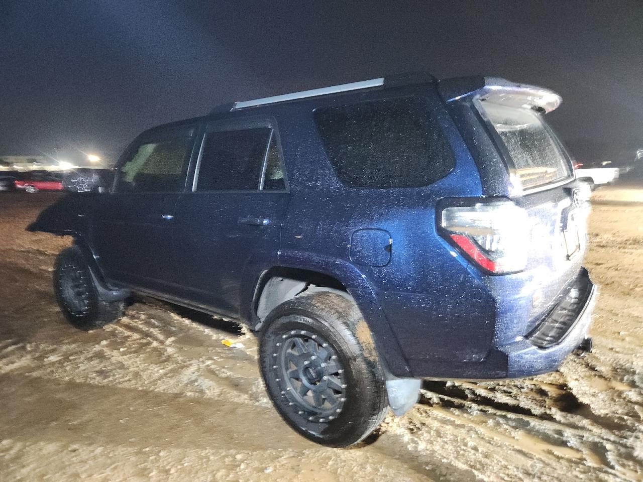 2019 Toyota 4runner VIN JTEZU5JR2K5198250 photo 2