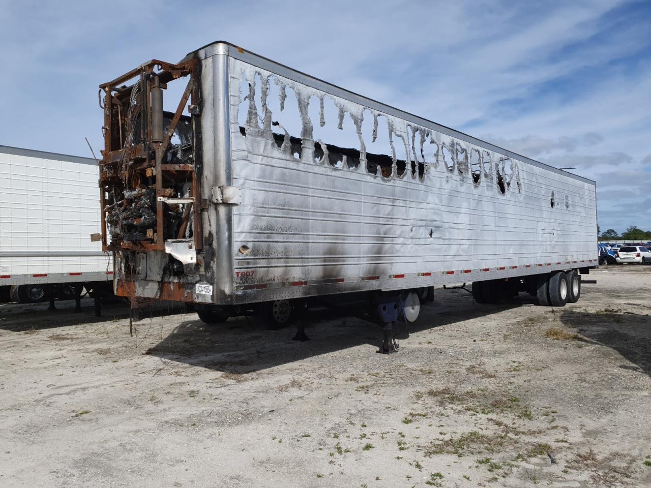 2016 UTIL Utility tr VIN 1UYVS25309M761519 photo 9
