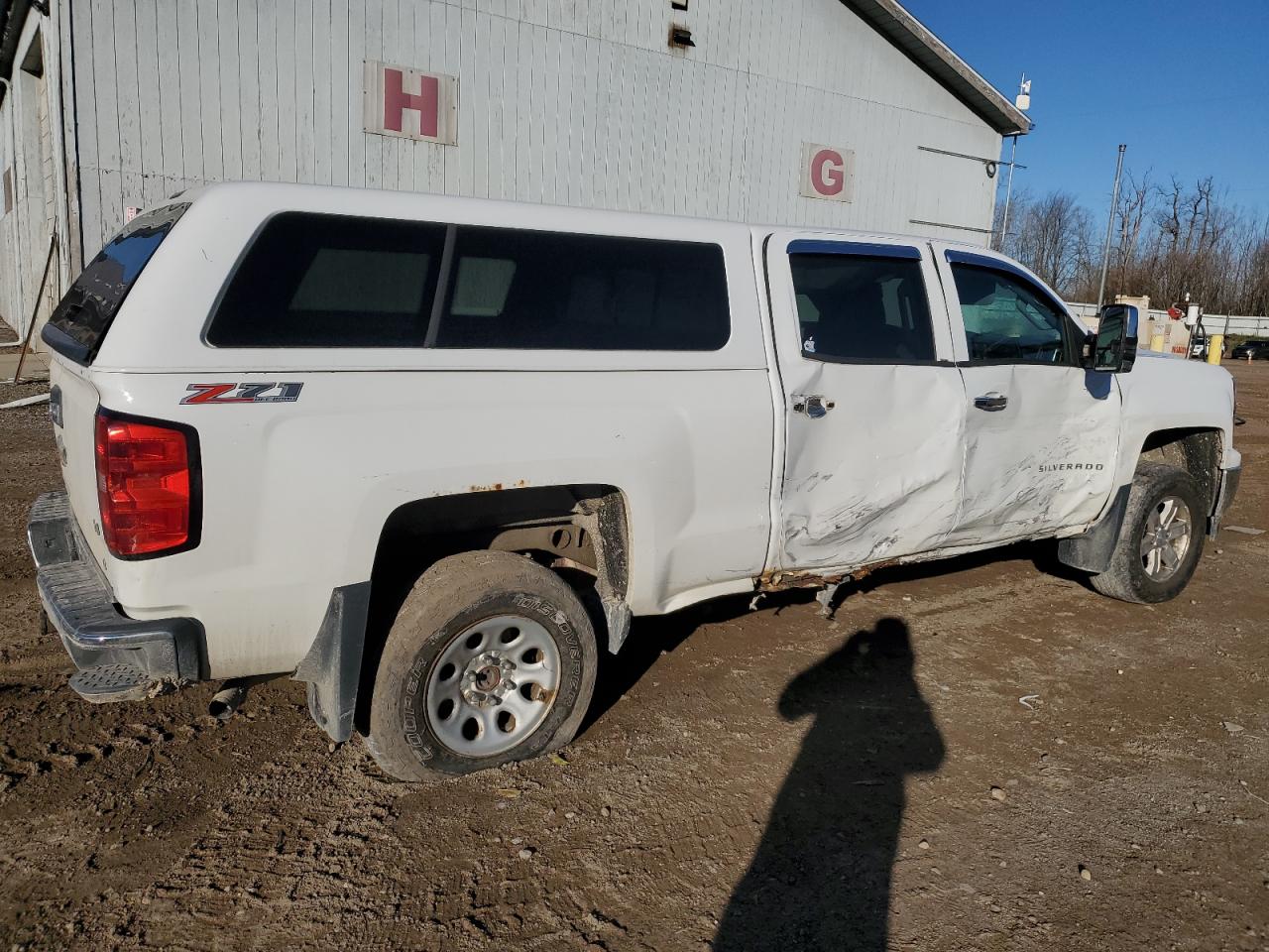 2014 CHEV All models VIN 3GCUKREC7EG129276 photo 3