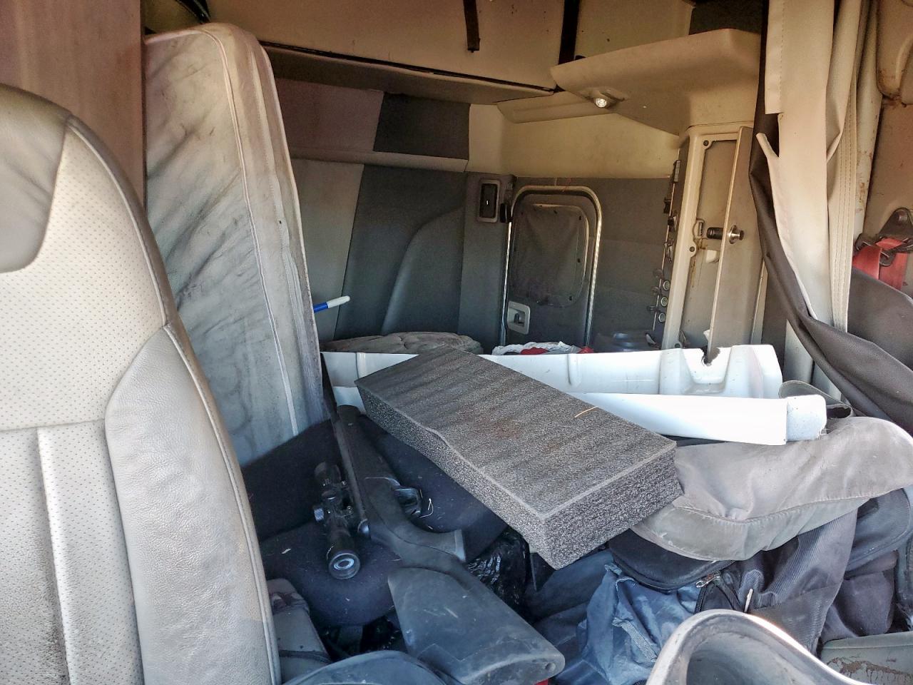 2024 PETERBILT All other VIN 1XPBD49X6RD663579 photo 6